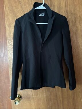 A. Byer Black Women's Tailored Zip-Front Blazer Jacket